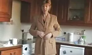 वेश्या आंखों नई मूवी सेक्सी संकीर्ण ग्राहकों को संतुष्ट