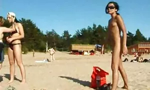 सचिव बड़े स्तन इंग्लिश सेक्स मूवी फिल्म दिखावा और पिछवाड़े में मालिक के लिए खुद को प्रस्तुत सफेद मोज़ा में